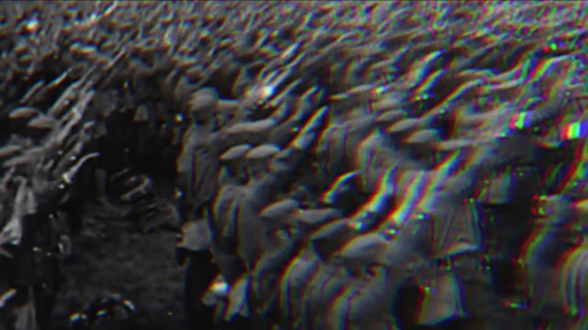 Decay: On Fascism and Breakdown