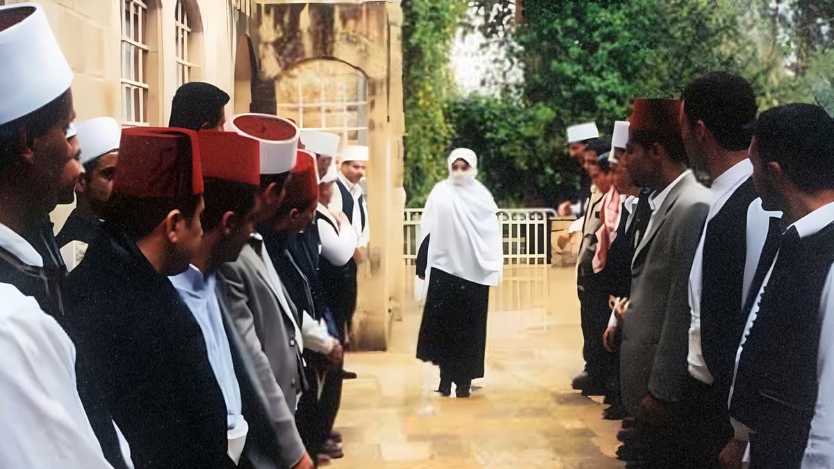 سيدة القصر