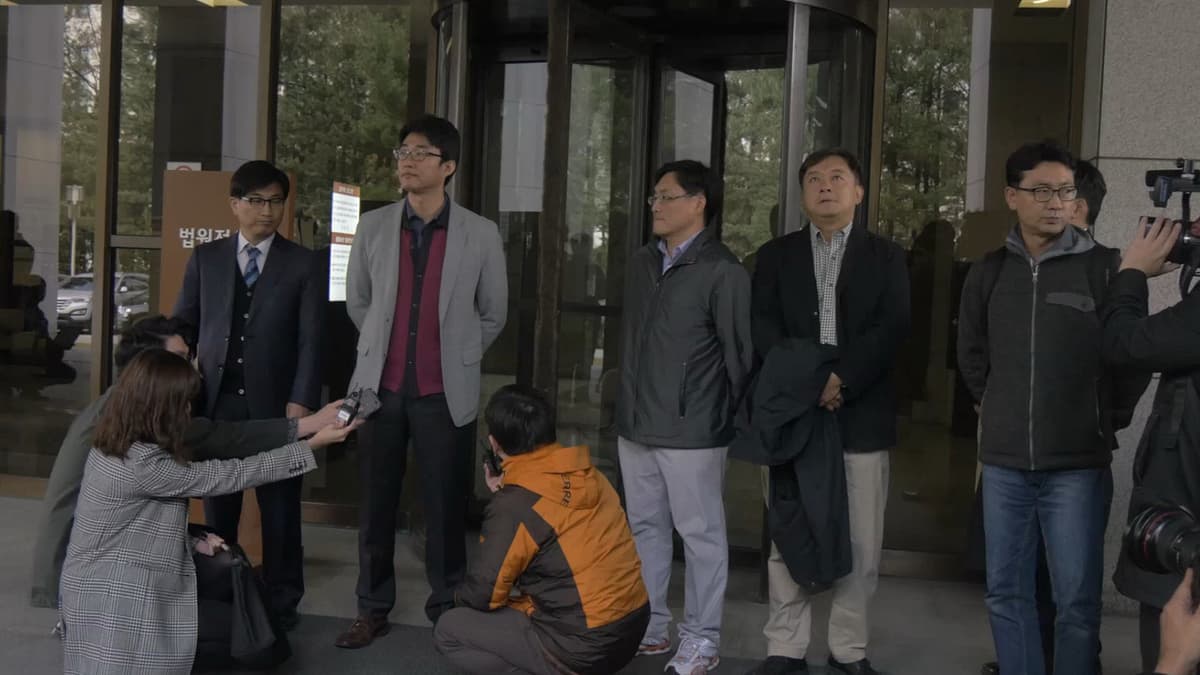 7년-그들이 없는 언론