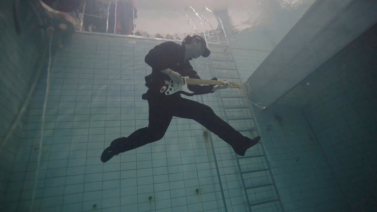 더 영 맨 앤드 더 딥 씨 (비투비 임현식)