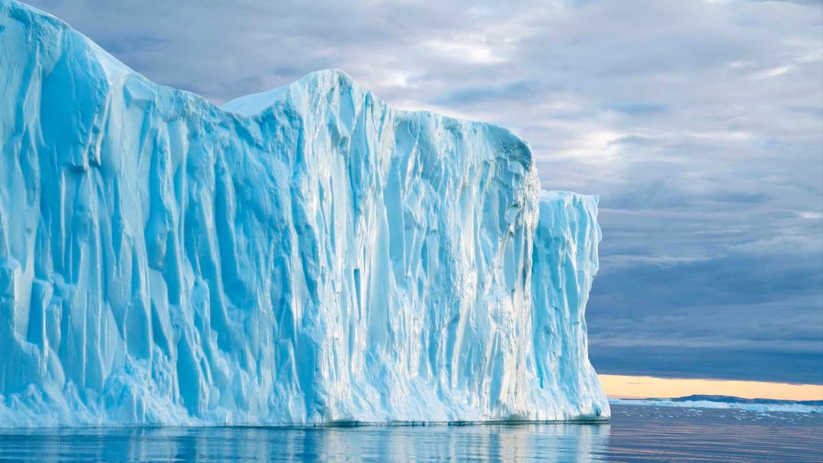 The Memory of Darkness, Light, and Ice