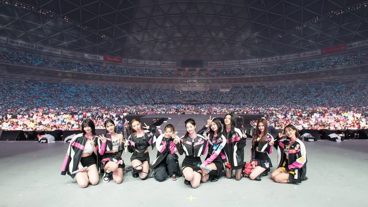 TWICE 5TH WORLD TOUR 'READY TO BE' in JAPAN