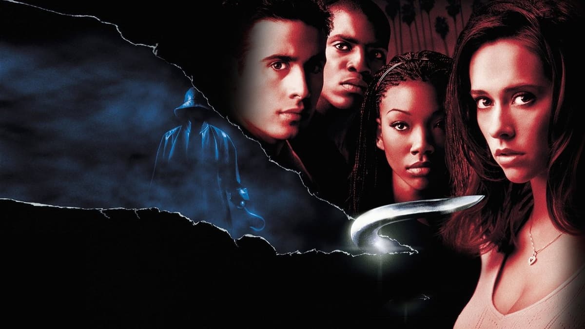 Jag vet fortfarande vad du gjorde förra sommaren