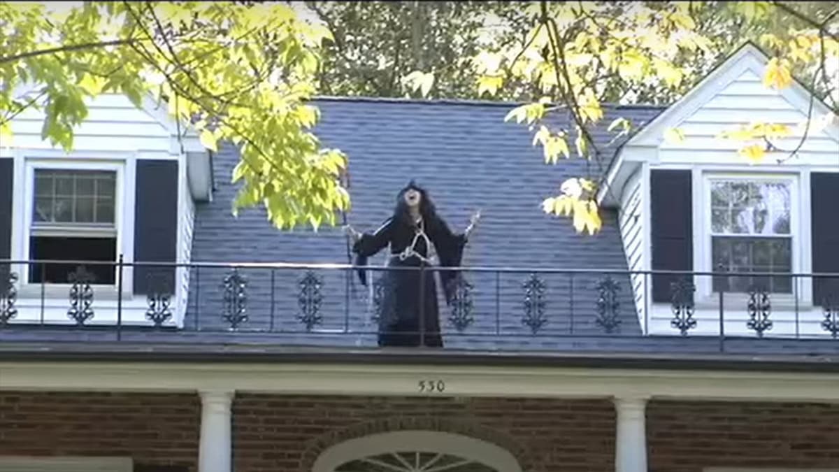 Teen Hag - Trailer