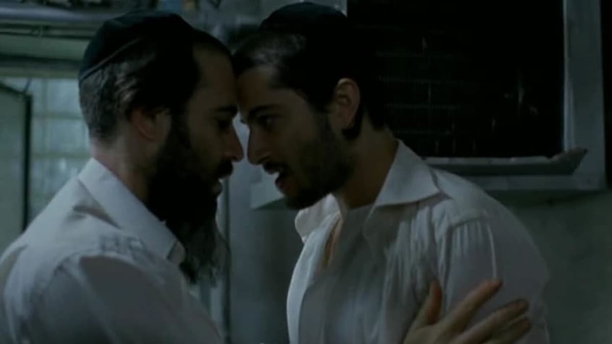 עיניים פקוחות