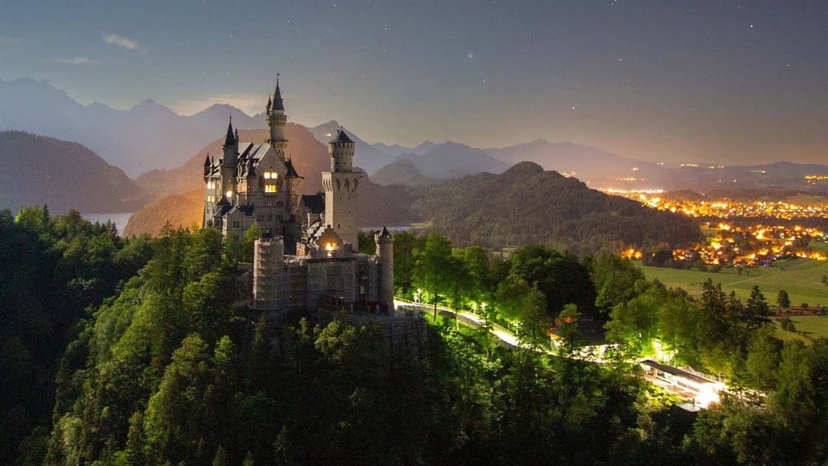 Neuschwanstein - Ludwigs Traum, Ludwigs Tragödie
