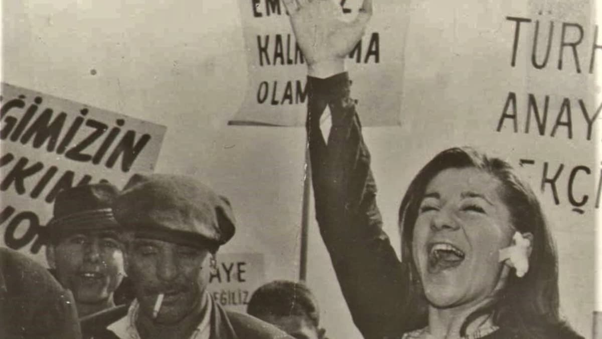 Karanlıkta Uyananlar