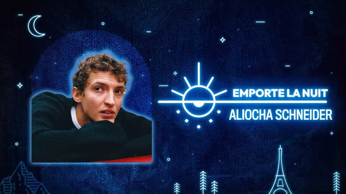 Aliocha Schneider en live dans la collection Emporte La Nuit