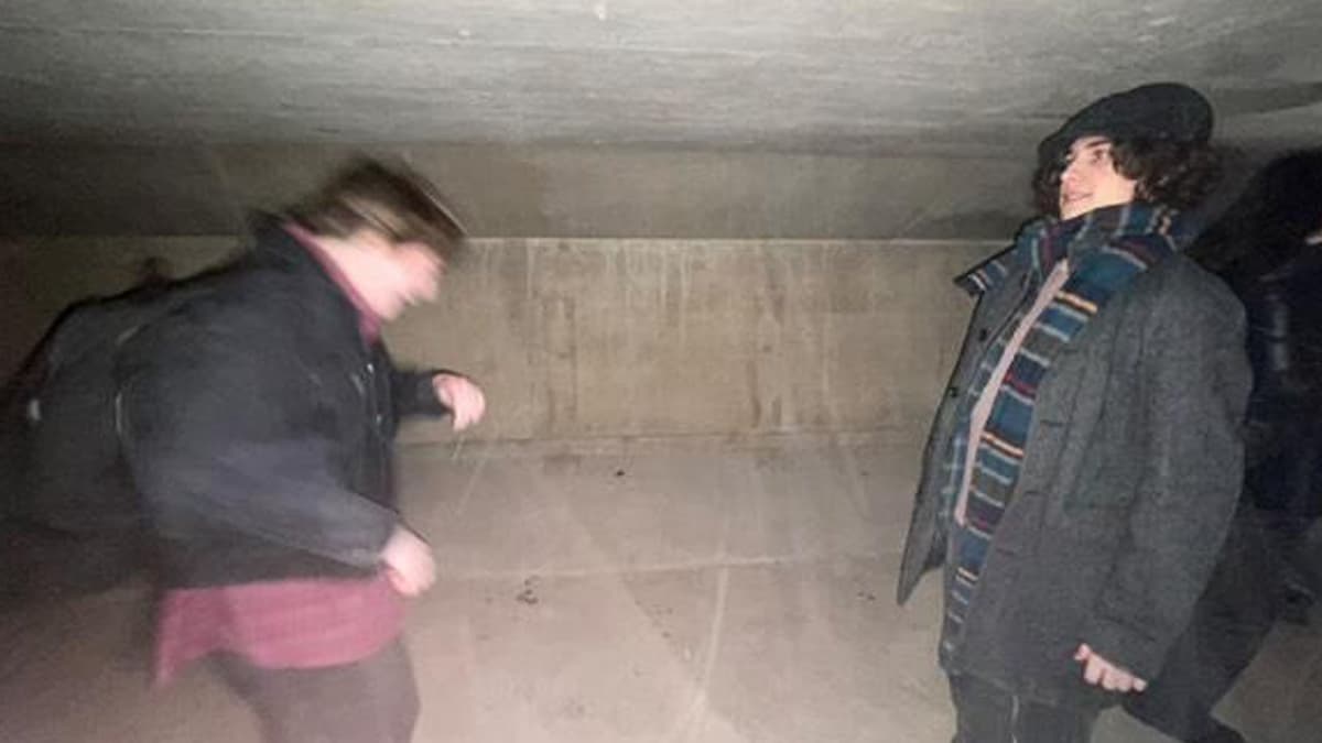 TUNNEL