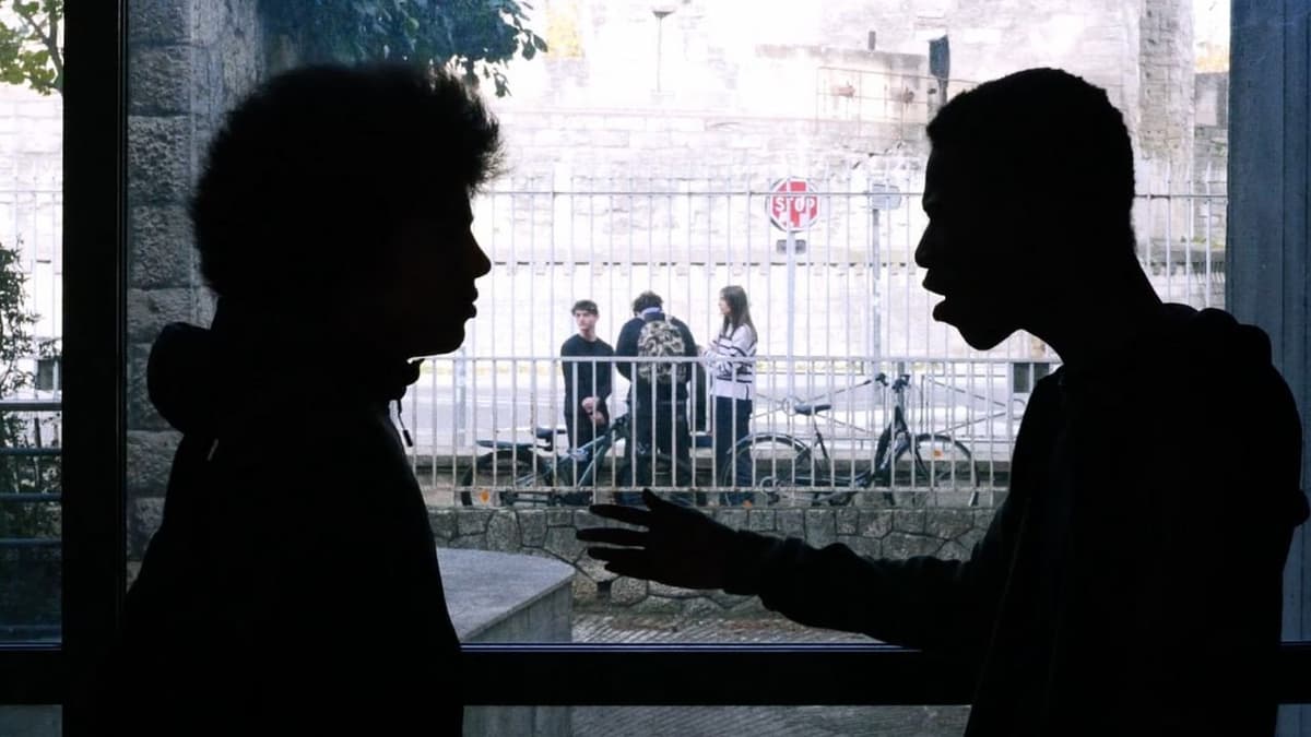 LÂCHE-MOI FRÈRE !